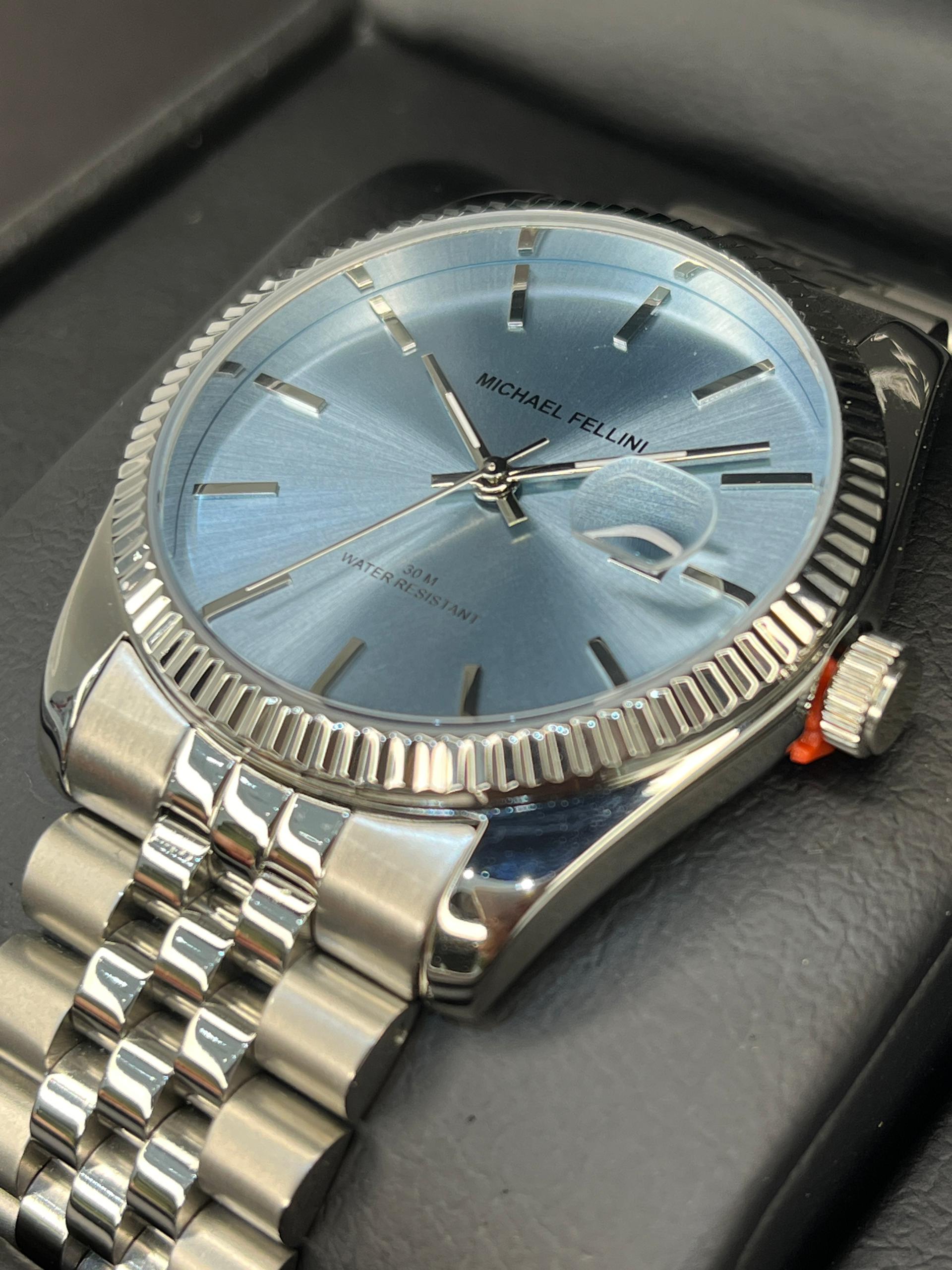 ساعت کلاسیک مردانه برند Michael Felliniمدل No-2431 آبی روشن